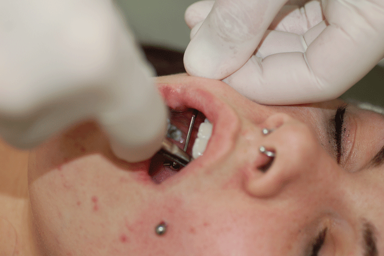 Line up that jewelry perfectly for a smooth transition